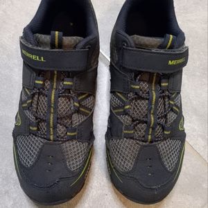 Merrell Moab Low Hiking Shoes